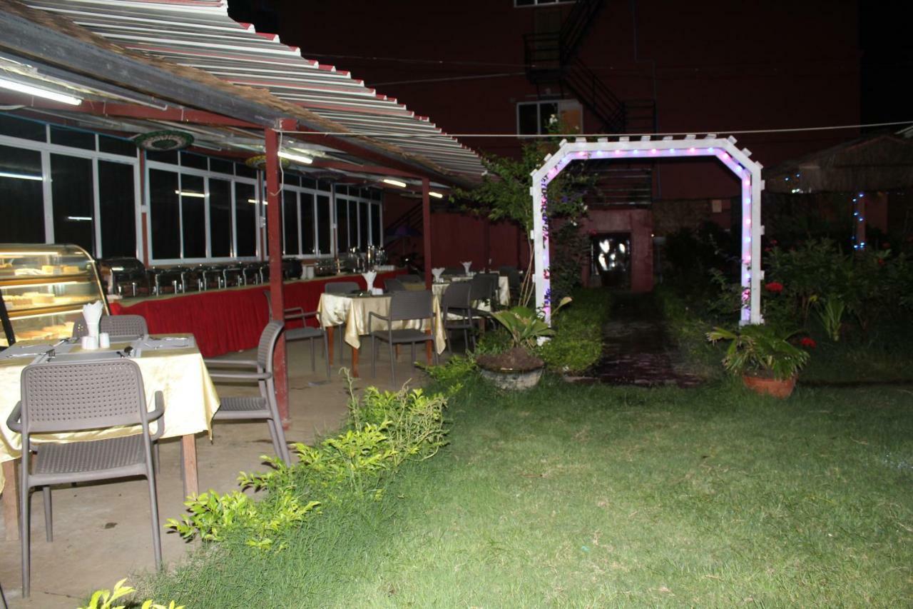 Hotel Law Ka Thit Sar à New Bagan Extérieur photo